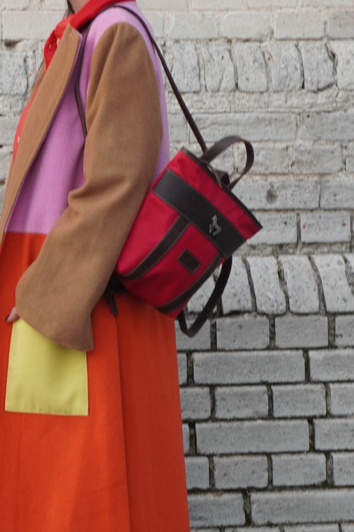 Mini Mustang Backpack Chocolate / Rojo