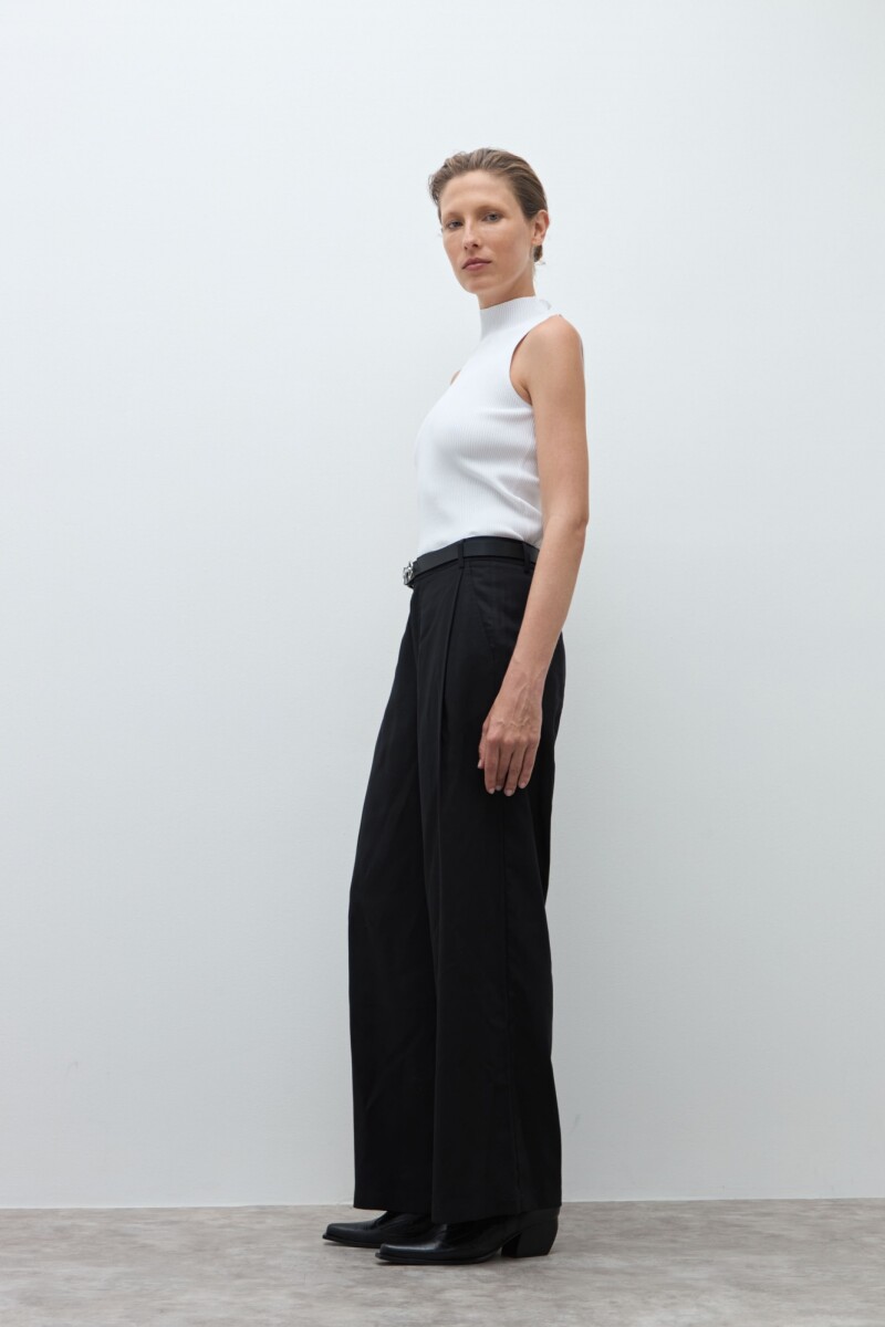 Pantalón pinzado lyocell negro