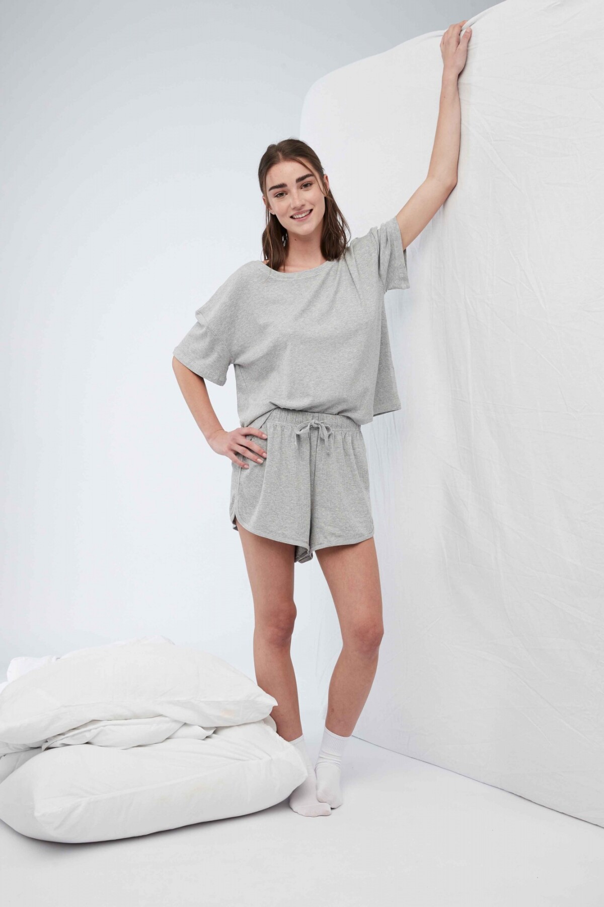 Top Larissa Gris