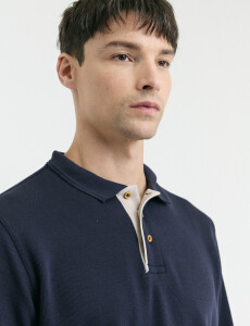 520912 REMERA HARRY Azul Oscuro