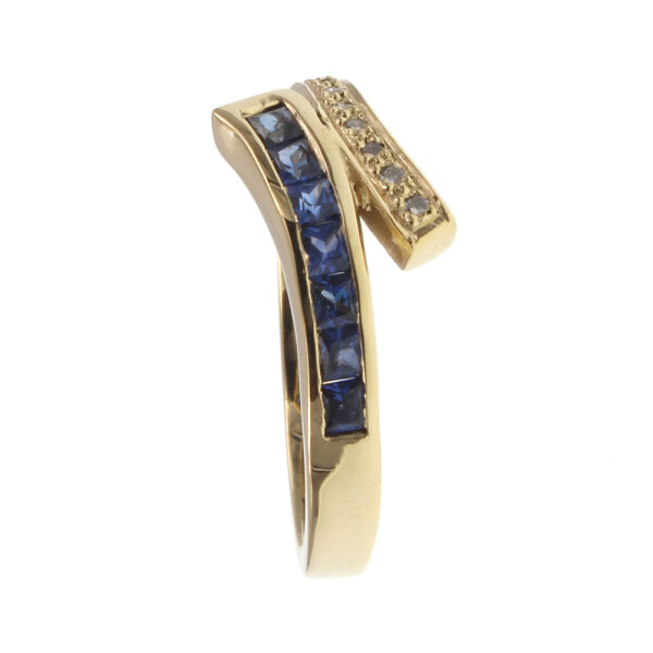 Anillo de oro amarillo18k con brillantes y zafiros N8803 (ADAPTAMOS NUESTROS ANILLOS A MEDIA *) Anillo de oro amarillo18k con brillantes y zafiros N8803 (ADAPTAMOS NUESTROS ANILLOS A MEDIA *)
