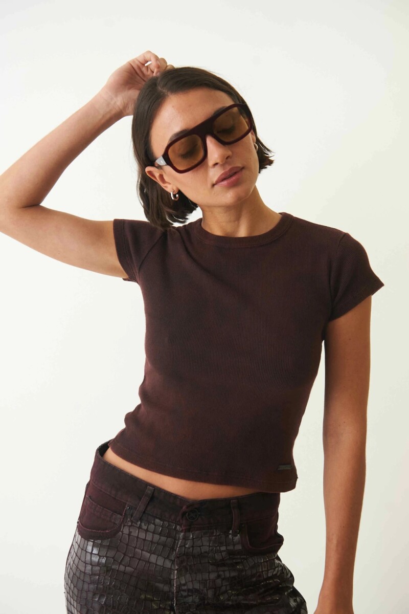 REMERA MAREA Bordo