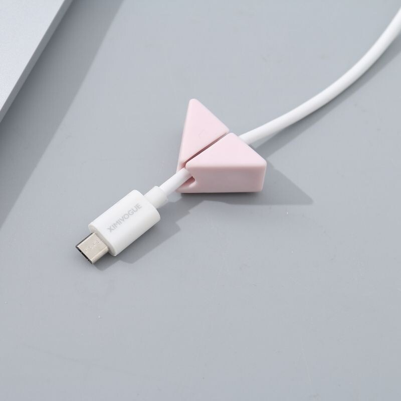 Organizador De Cables Triángulo - Set 4 Unidades Organizador De Cables Triángulo - Set 4 Unidades