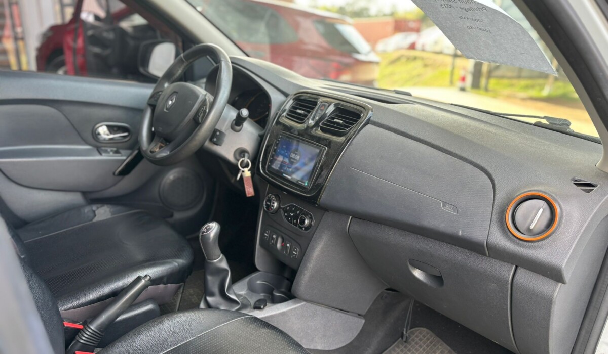 Renault Stepway Privilege - 2015 Renault Stepway Privilege - 2015
