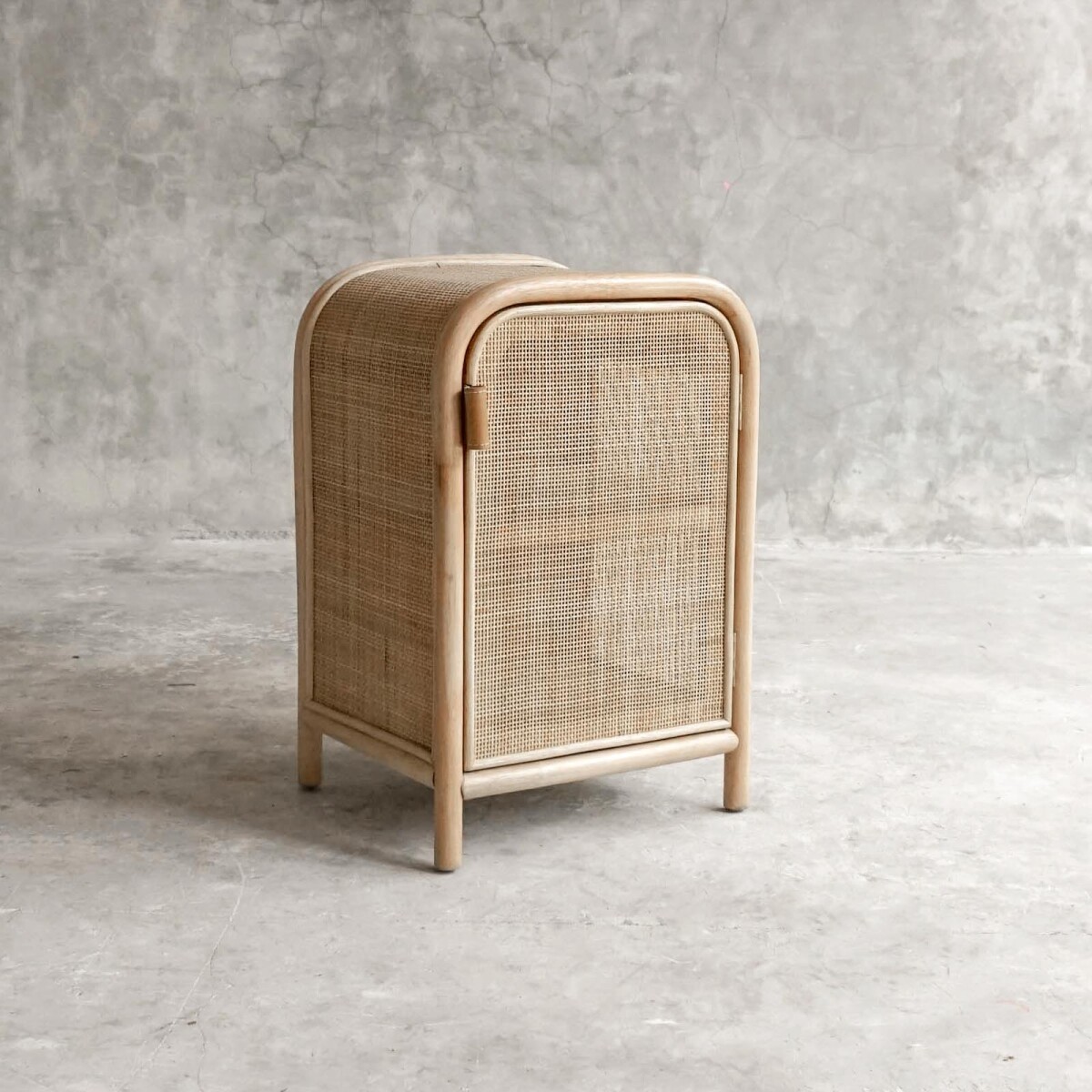 MESA DE LUZ - RATTAN-Y-MADERA NATURAL-BEIGE QUEBEC 