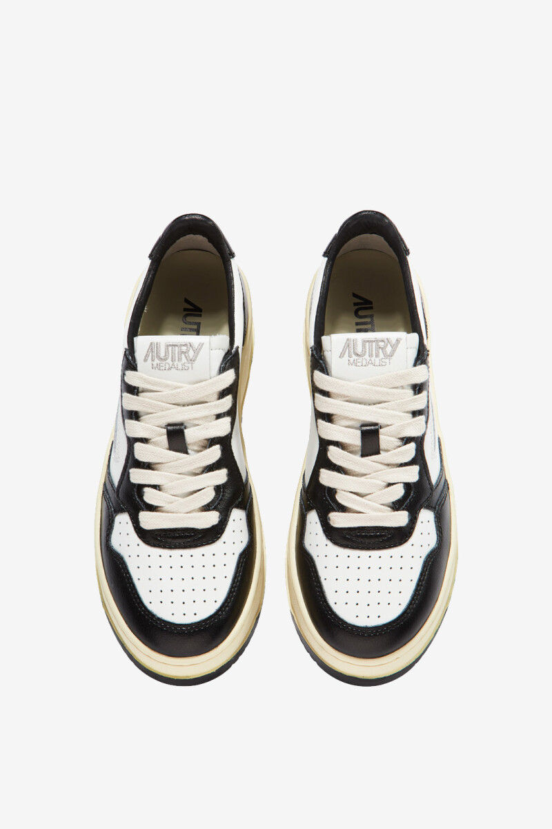 ZAPATILLA PLATFORM LOW Negro