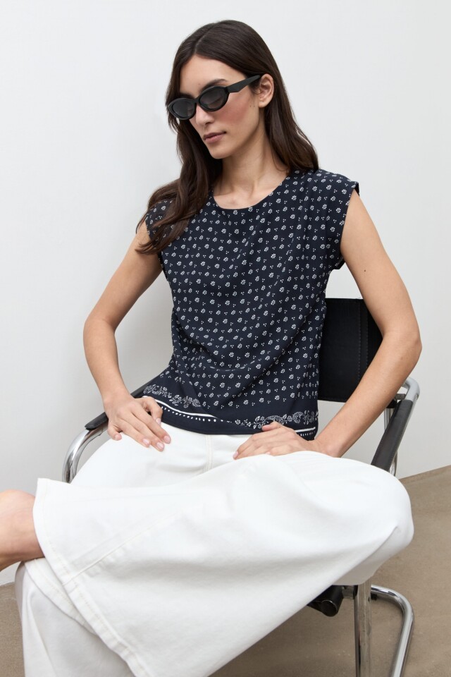 Blusa estampa Paisley azul marino