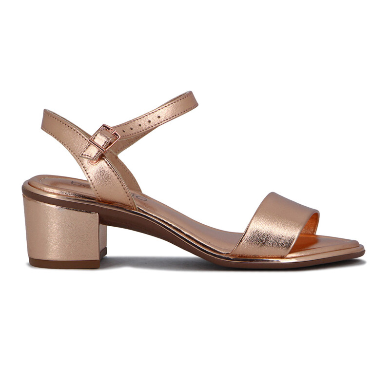 Beira Rio Sandalia Casual Taco Medio Tira Ancha Y Pulsera C/ Broche Cobre