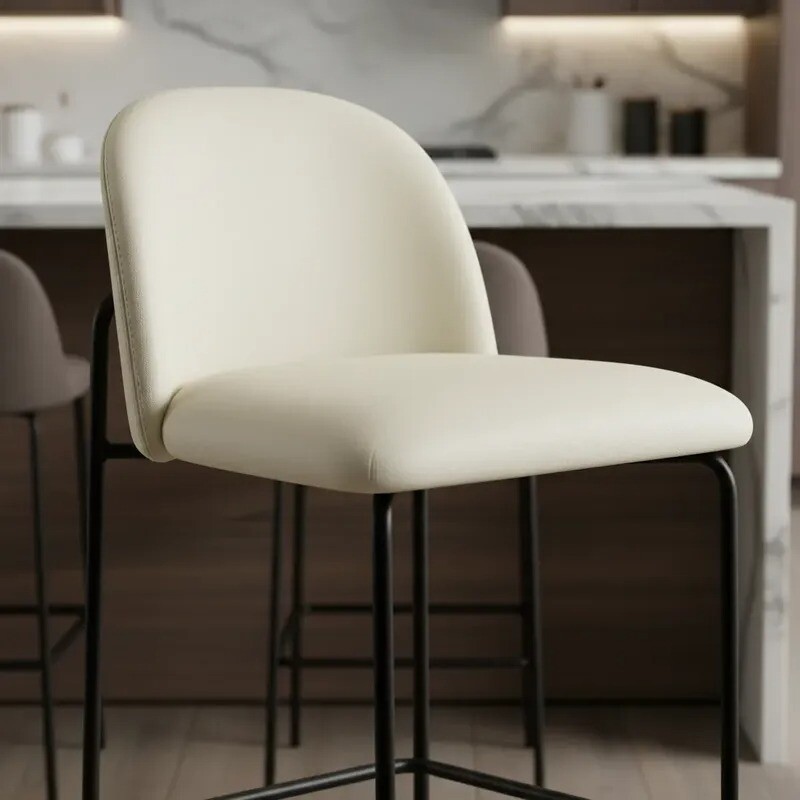 Banco Alto para barra base y patas metal negras / Asiento y respaldo tapizado pu color perla Banco Alto para barra base y patas metal negras / Asiento y respaldo tapizado pu color perla