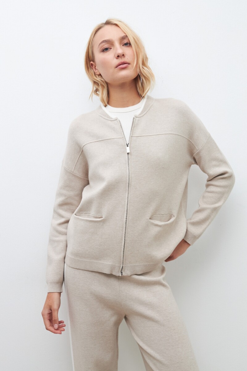 Bomber tejida con bolsillos beige melange