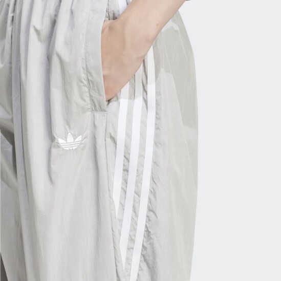 Pantalón Adidas Deportivo Adicolor Teamgeist Gris