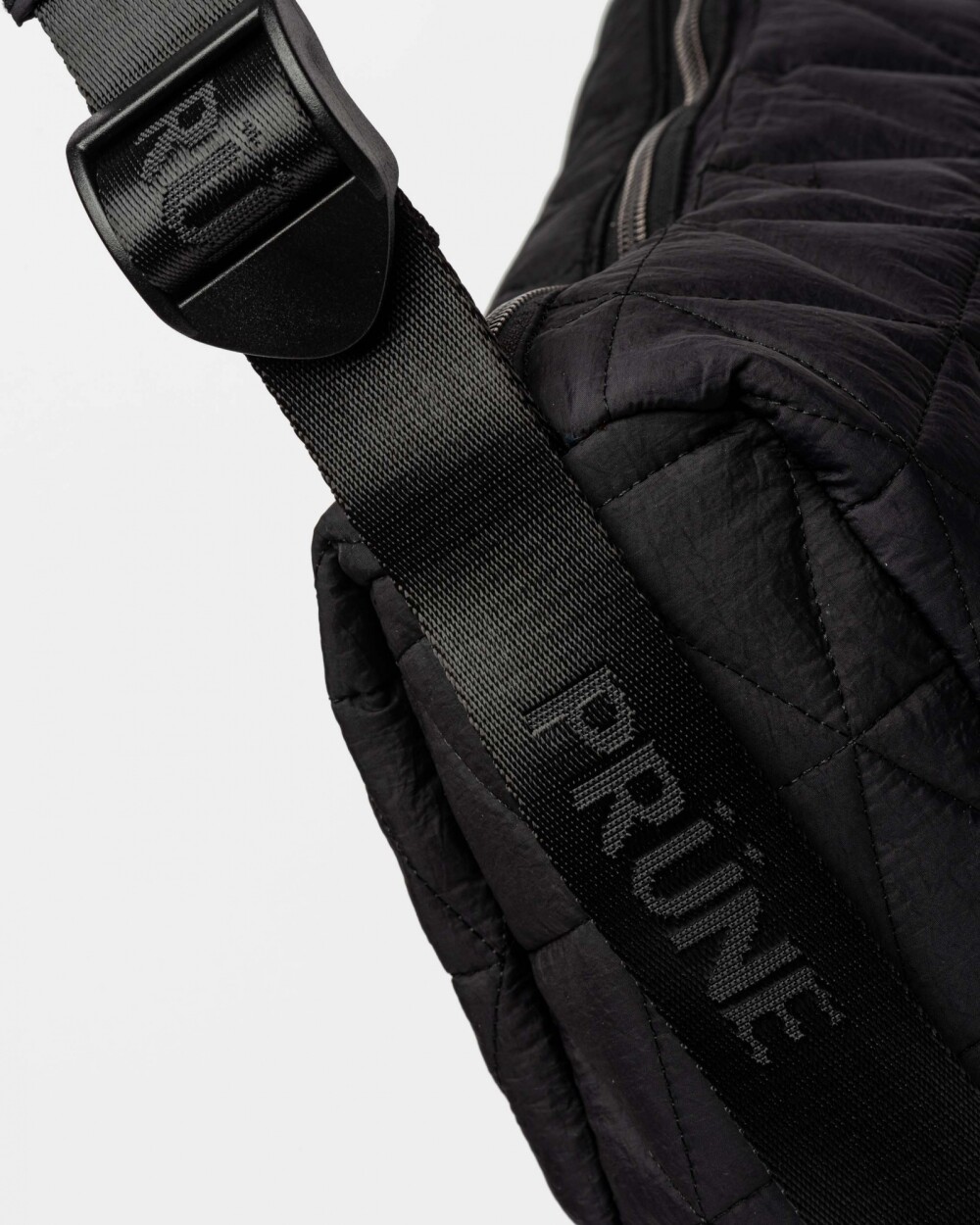Bolso Thunder En Nylon Negro