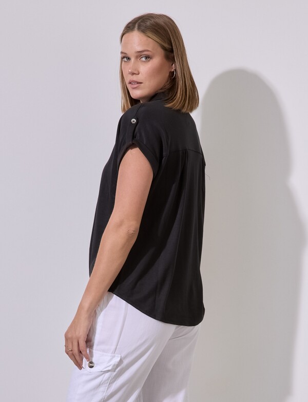 Blusa Botones NEGRO