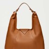 Cartera al hombro The Shopping en cuero graneado Marron