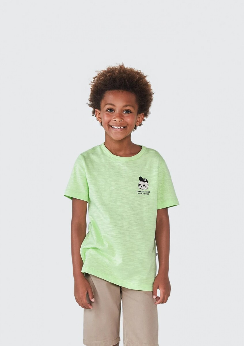 CAMISETA INFANTIL CON ESTAMPA - VERDE 