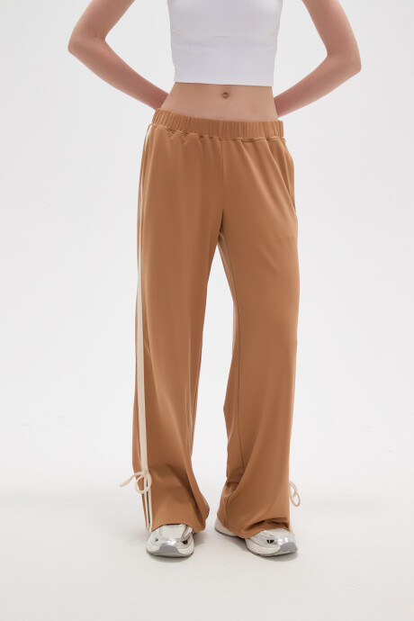 Pantalon Deportivo Veda Beige Oscuro