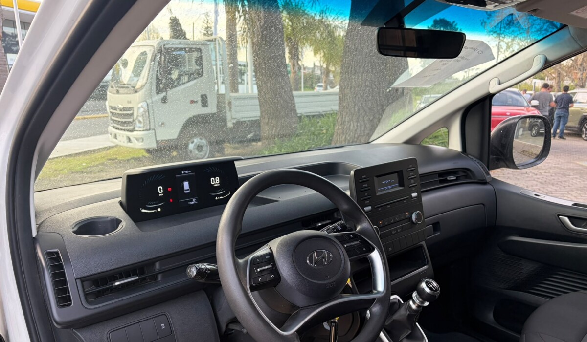 Hyundai H1 Staria 2.2 Diesel Furgon - 2024 Hyundai H1 Staria 2.2 Diesel Furgon - 2024