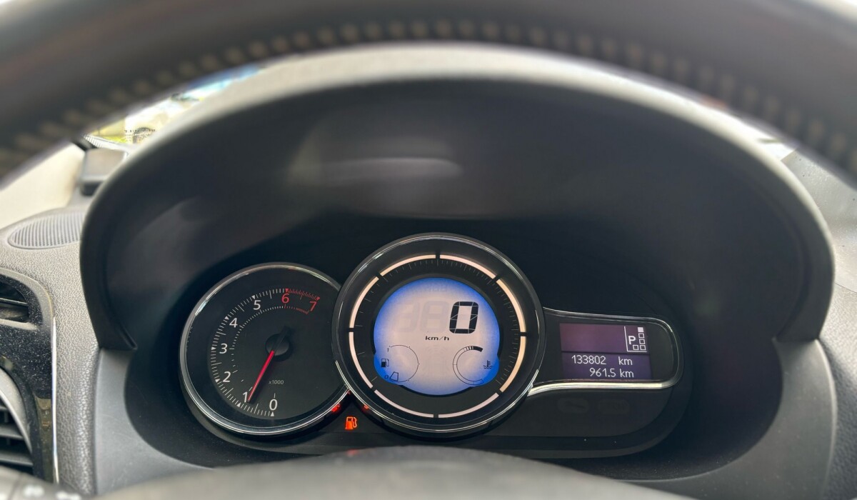 Renault Megane 2,0 AT Privilege - 2015 Renault Megane 2,0 AT Privilege - 2015