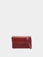 Bolso Bandolera Con Solapa Doble rojo