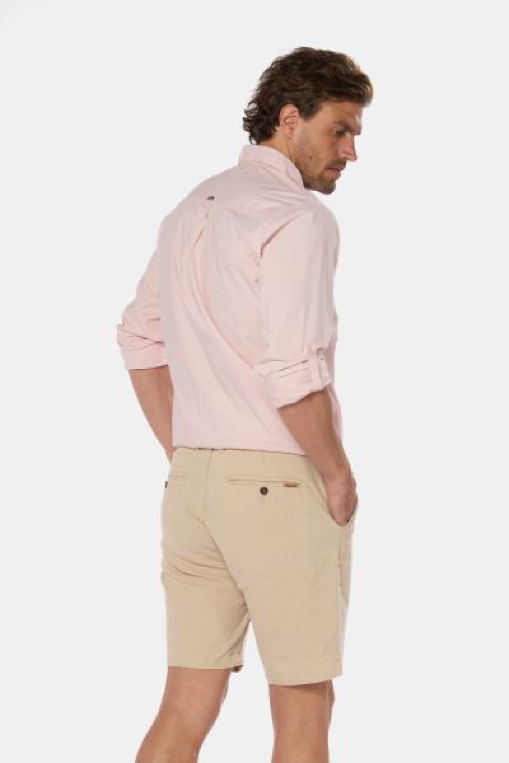 BERMUDA CLÁSICA DE LINO Beige