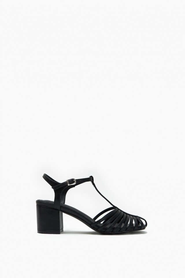 Sandalia taco alto negro
