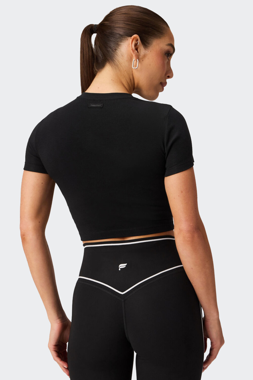 Remera Fabletics Cotton Crropped Negro
