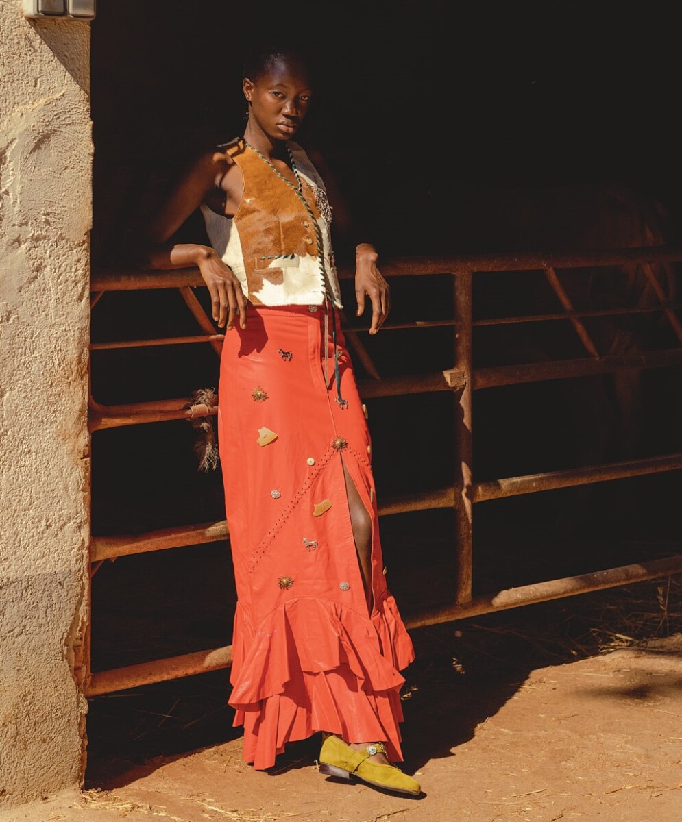 Multi Tachas Skirt - Rojo 