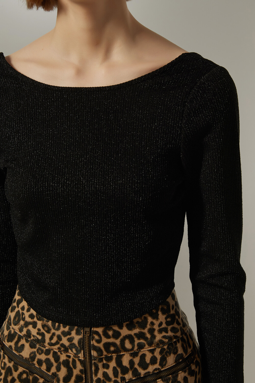 Tops Attusa Negro