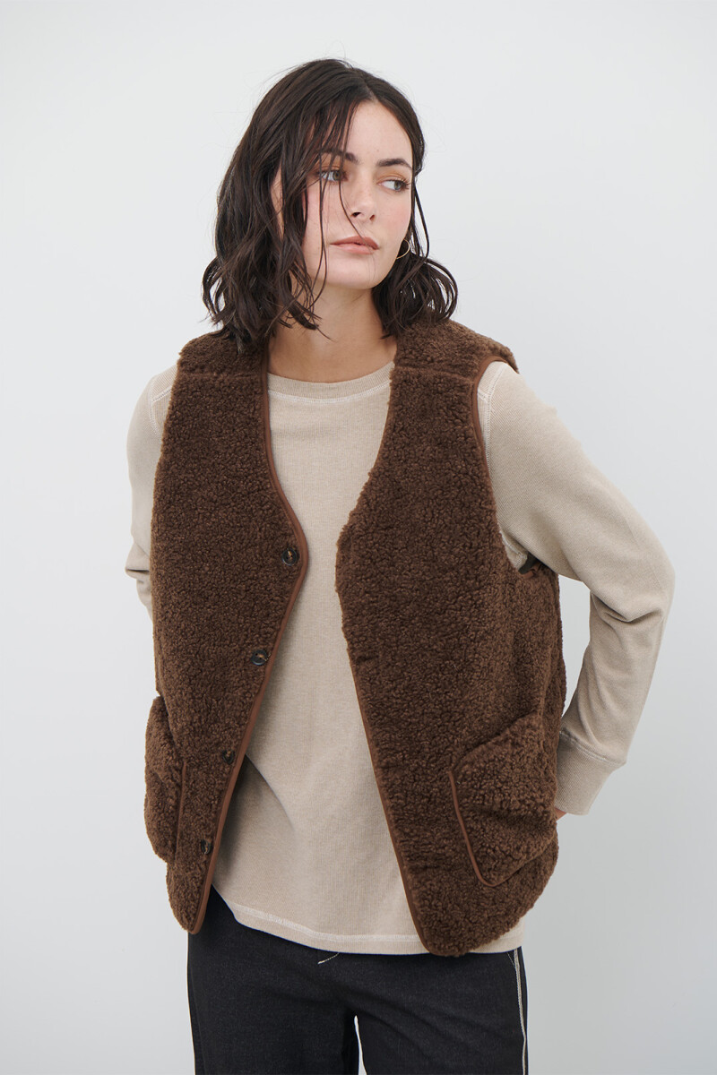 CHALECO FOREST MARRON