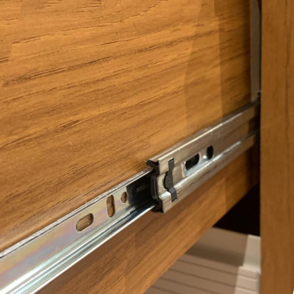 Respaldo 2 plazas tapizado con mesa de luz Liam - Moderna Marrón