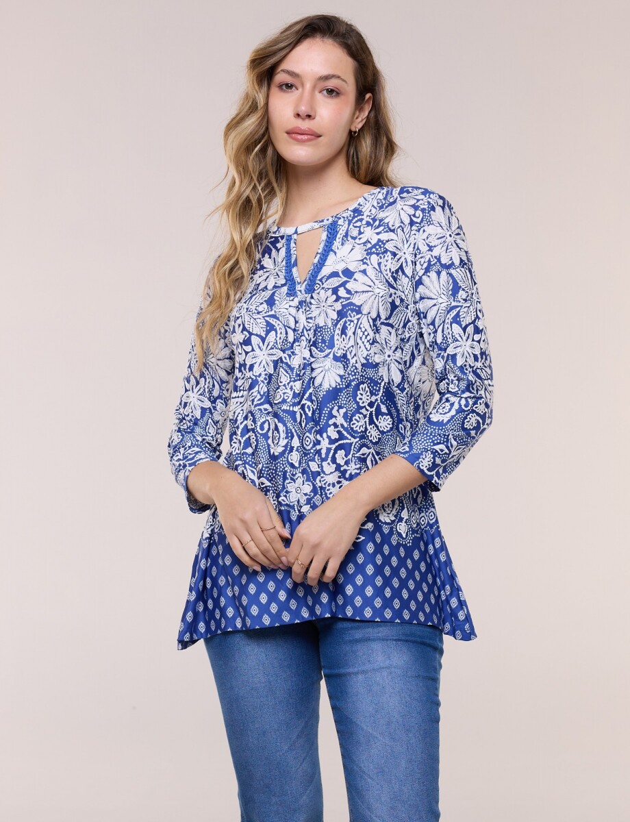 Blusa Keyhole Printed - Blanco/azul 