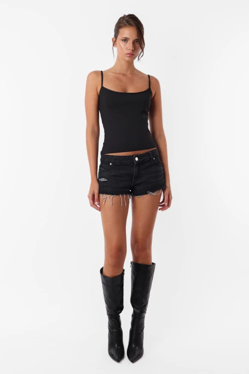 Short Broke Negro