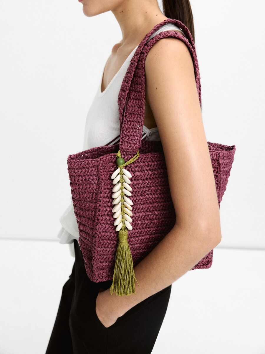 Bolso Tote Efecto Rafia Con Detalle De Conchas Colgante M burdeos