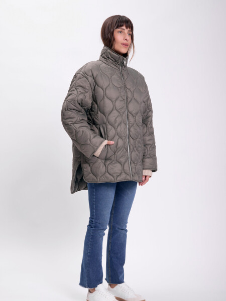 Campera capitoneada Verde