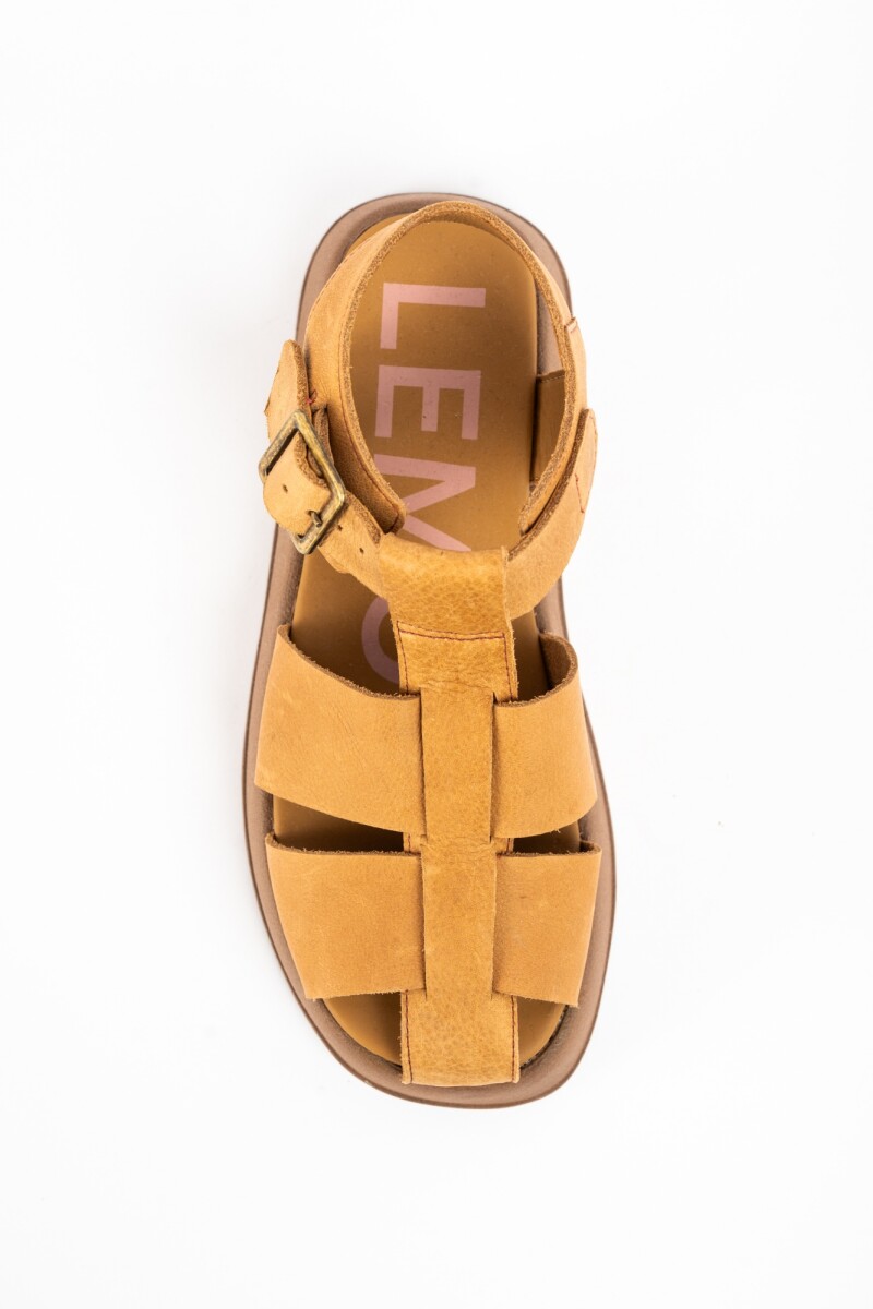 Sandalia Guillermina Camel