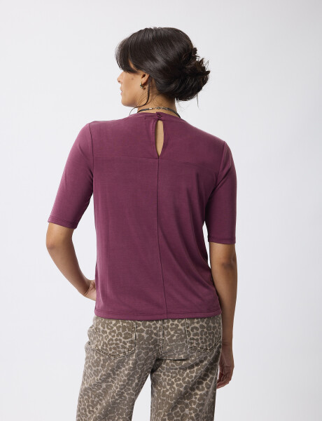 T-shirt Geminis violeta