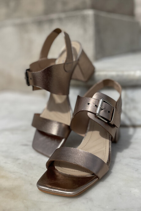 Sandalia adela Champagne
