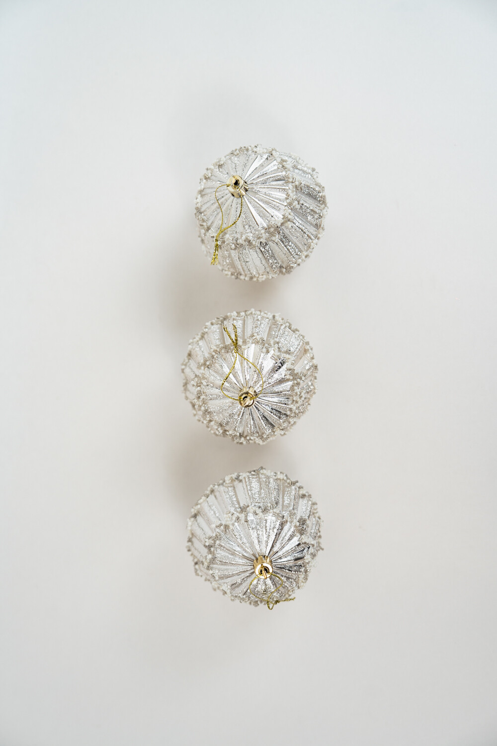 Colgante Esferas Acanaladas, 3un. Color Unico