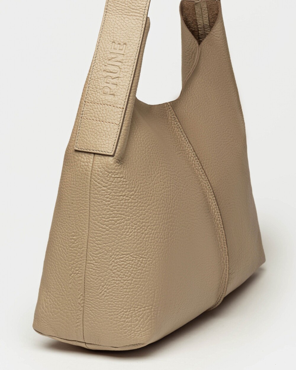 Bolso Tanner en cuero graneado Taupe