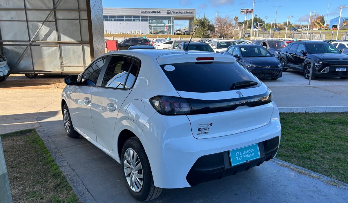 Peugeot 208 Like Pack 1,2 - 2022 Peugeot 208 Like Pack 1,2 - 2022