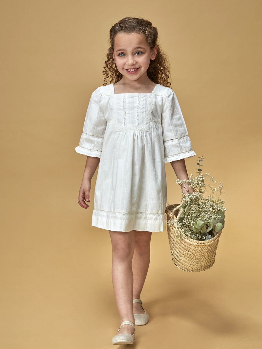 Vestido De Arras De Crepe Crudo Con Tir Blanco Roto