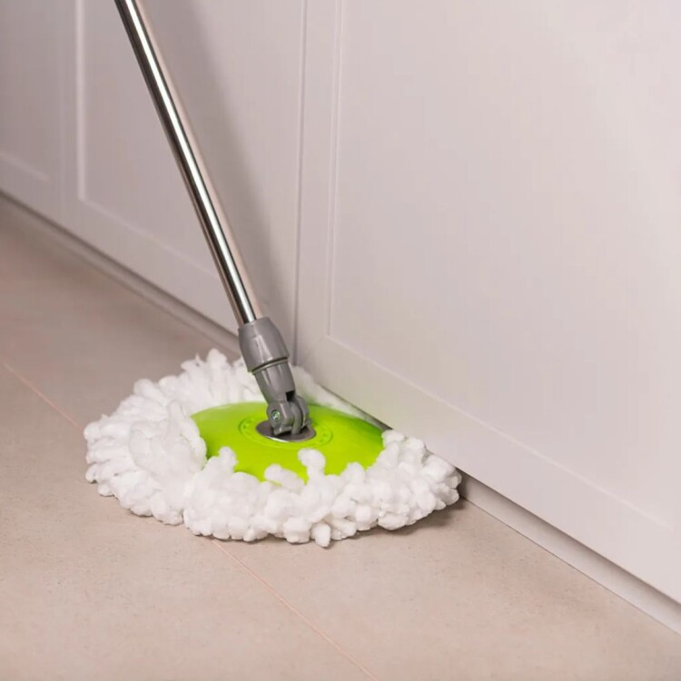 BALDE CENTRIFUGADOR CON MOPA DE MICROFIBRA PALO EXTENSIBLE BALDE CENTRIFUGADOR CON MOPA DE MICROFIBRA PALO EXTENSIBLE