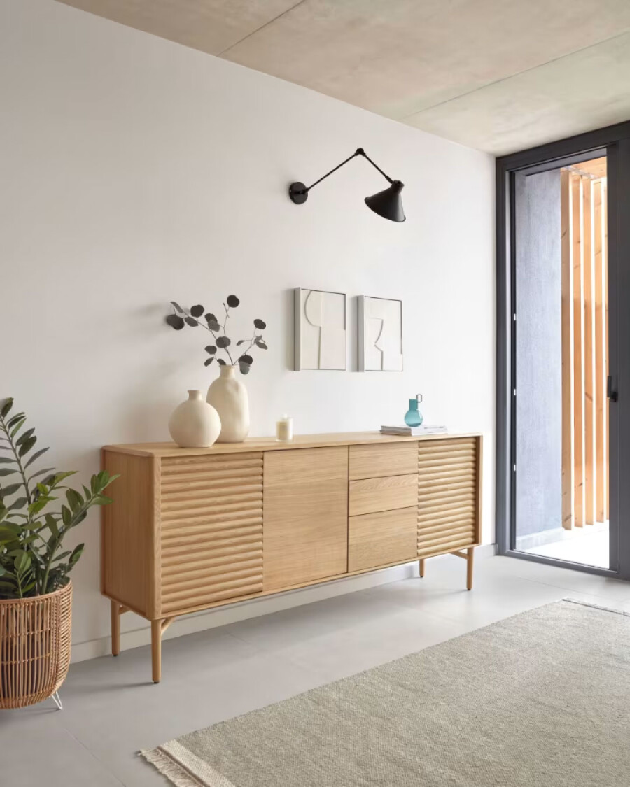 Aparador Lenon 200 x 86 cm de madera maciza y chapa de roble