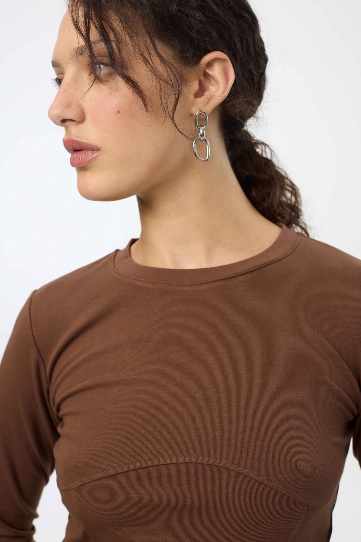 Remera Esme Marron