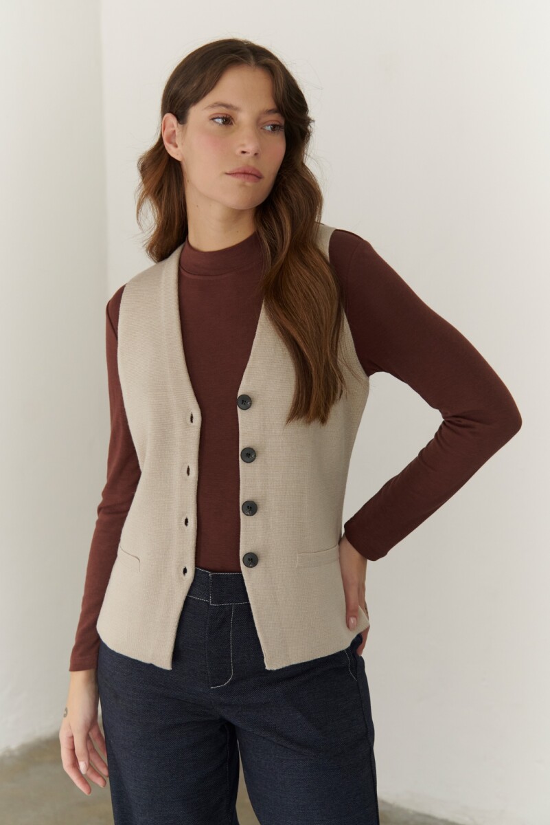 CHALECO TEJIDO - BEIGE 