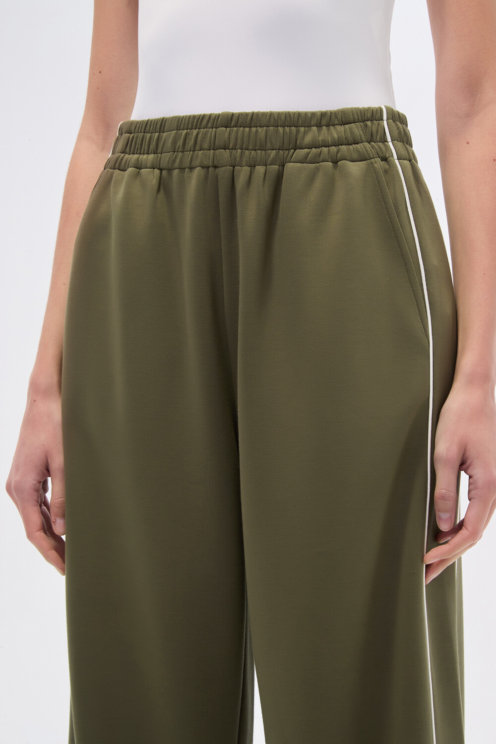 Pantalon Deportivo Bedmar Verde Oliva Oscuro