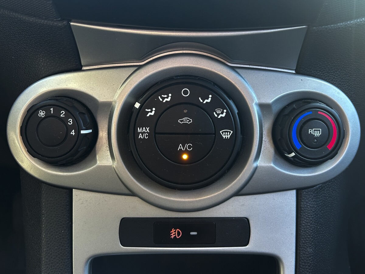 Ford Fiesta S 1.6 Extra Full | Permuta / Financia Ford Fiesta S 1.6 Extra Full | Permuta / Financia
