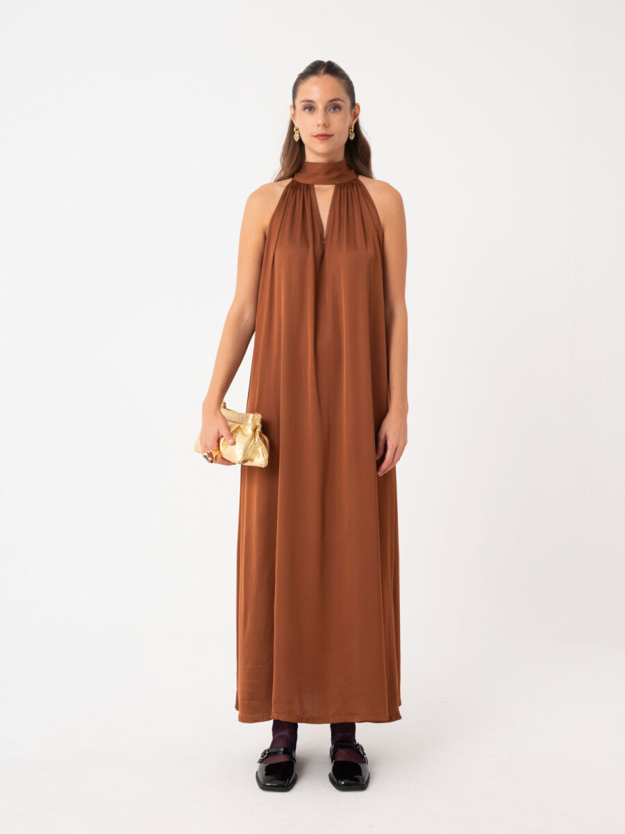 VESTIDO LARGO CUELLO HALTER 