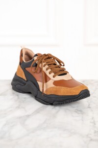 Zapatilla Negro