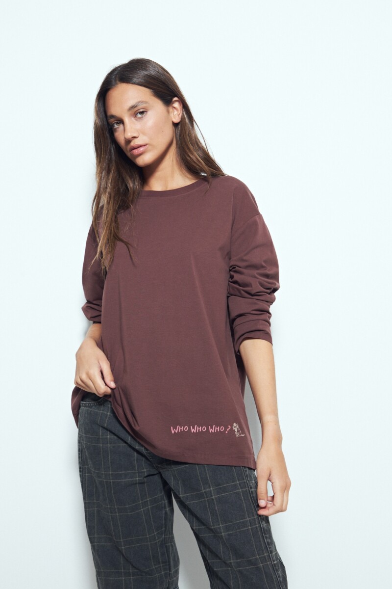 REMERA DOGS OUT 